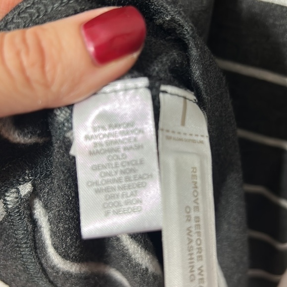 Lou & Grey Striped Grey White Super Soft Midi Dress Size Small - Picture 4 of 5